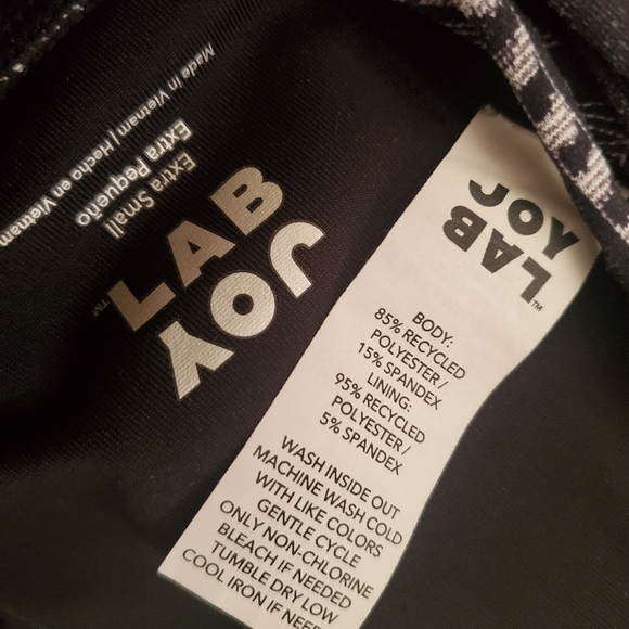 JOYLAB leaf print sports bra - Picture 10 of 11